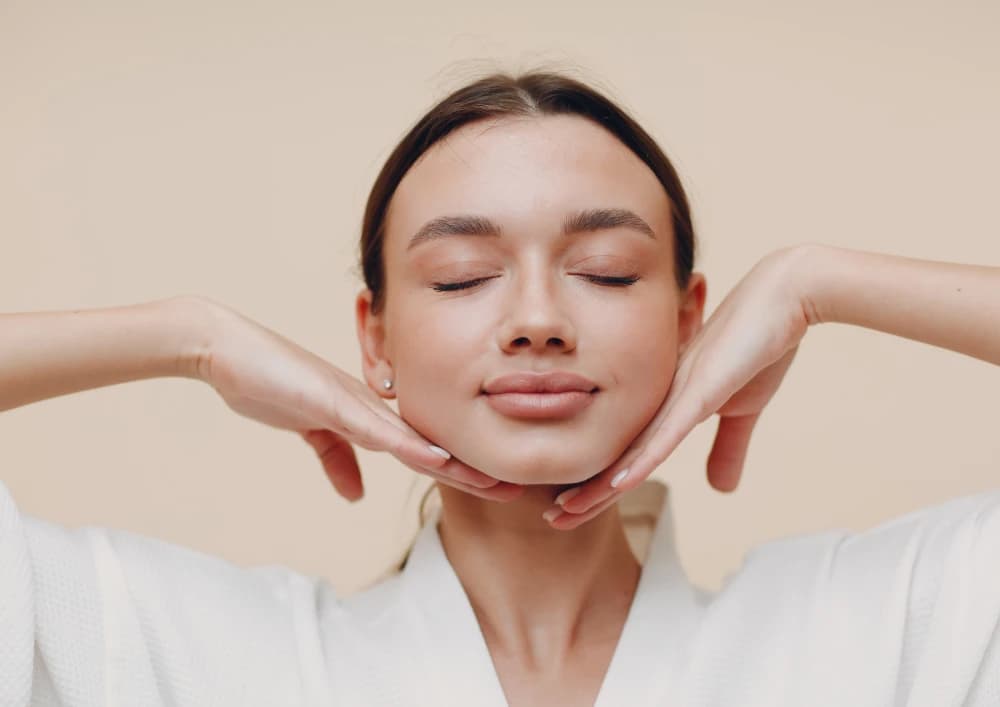 Face Lifting Self Massage Course