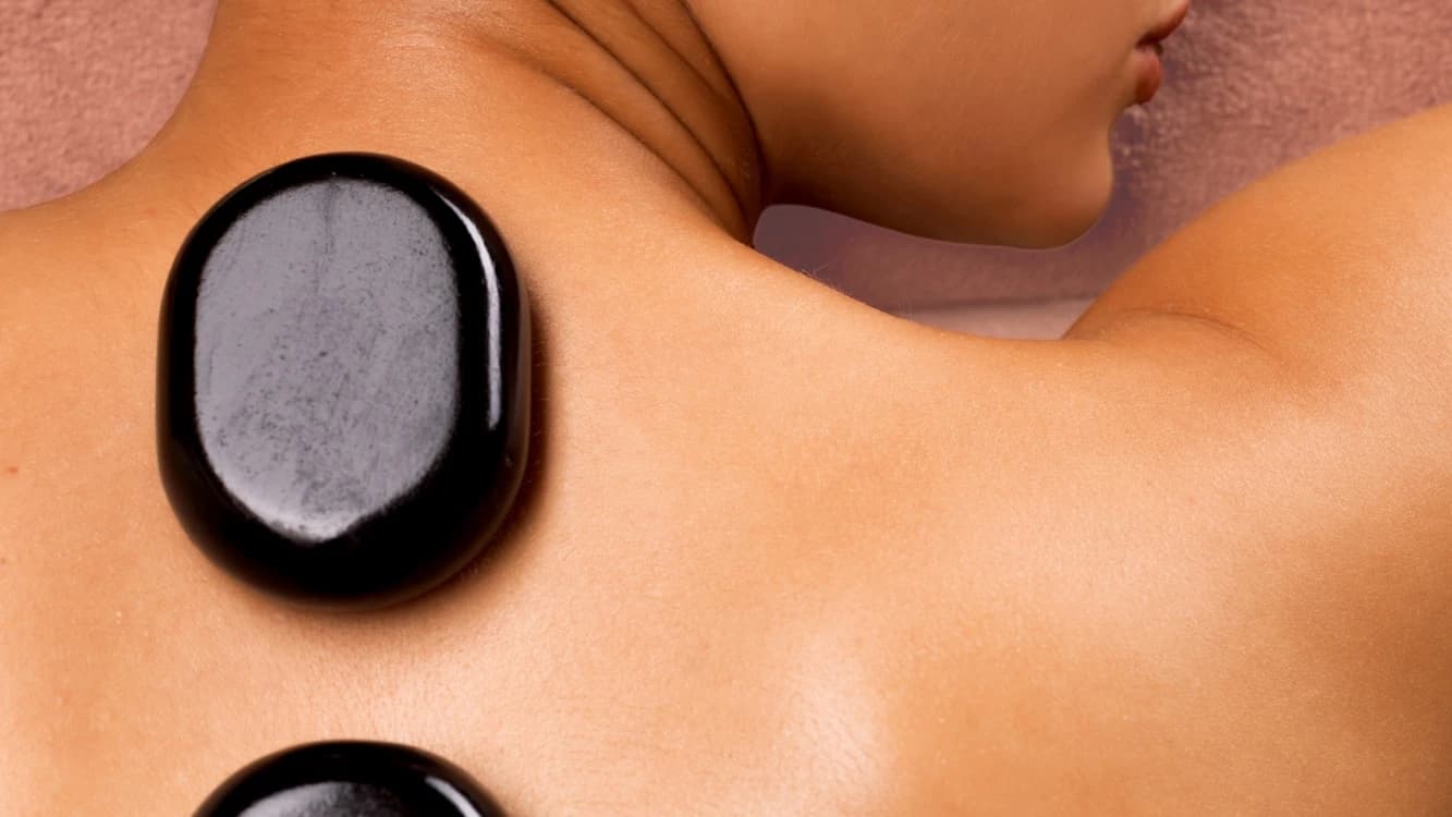 THERAPEUTIC HEAT AND RELAXATION WITH HOT STONE TREATMENTS IN NIJMEGEN CENTRAL